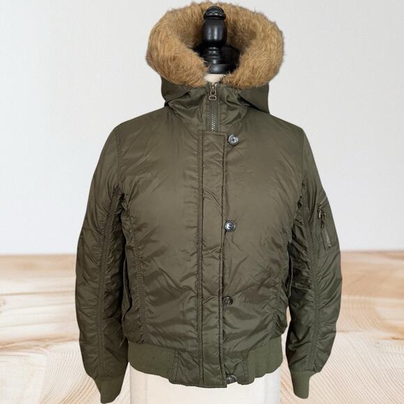 Steve Madden Down Bomber Jacket Sz S Womens Faux Fur Trimmed Hood Army Green FUN - Picture 1 of 10